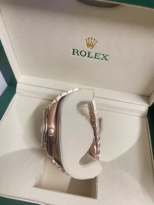 R*l*x watches-172